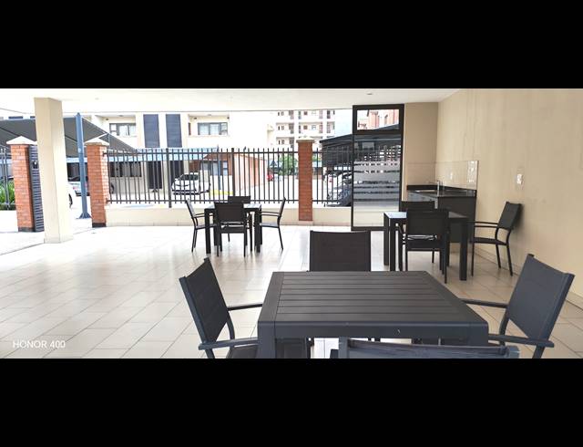 3 BEDROOM APARTMENT FOR SALE IN UMHLANGA RIDGE